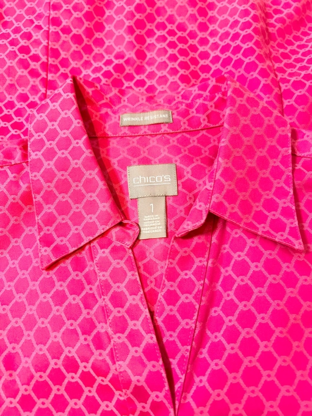Chico’s Vibrant Pink Geometric Print Blouse - Size 8 - Picture 9 of 10
